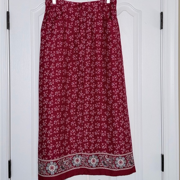 Liz Claiborne Dresses & Skirts - Liz Claiborne Red Floral Maxi Skirt